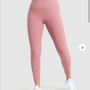 Whitney Simmons Gymshark Pink Haze Small Leggings